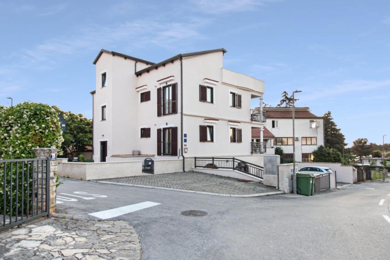 Apartments Villa Alba II Poreč Kültér fotó